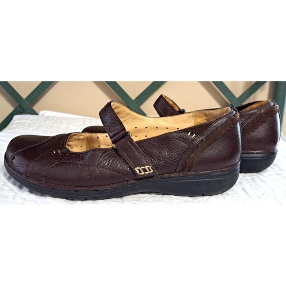 Clarks Unstructured Women's 9.5W Brown Leather MaryJane Shoes - Picture 4 of 10